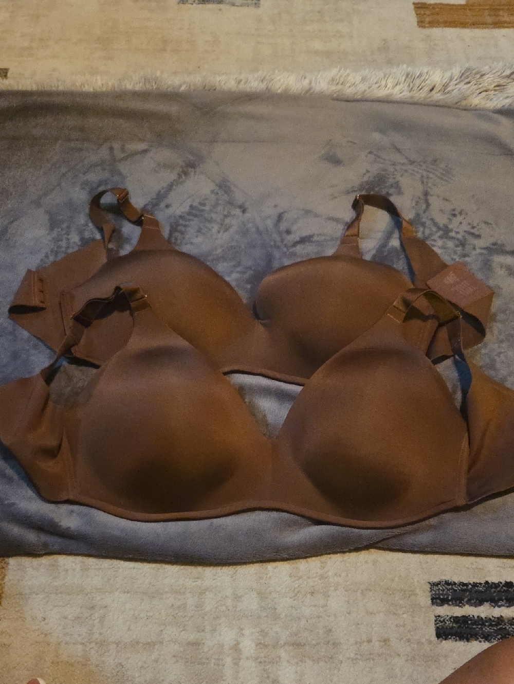 2 SOMA Vanishing 360 Smoothing Bras in Brown